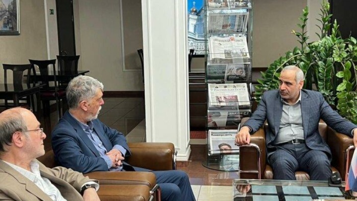 وزیر فرهنگ و ارشاد اسلامی وارد روسیه شد