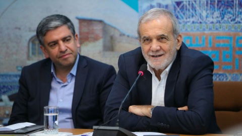 پزشکیان: رقابت واقعی در خدمت به مردم معنا می‌یابد، نه تلاش برای حذف دیگران