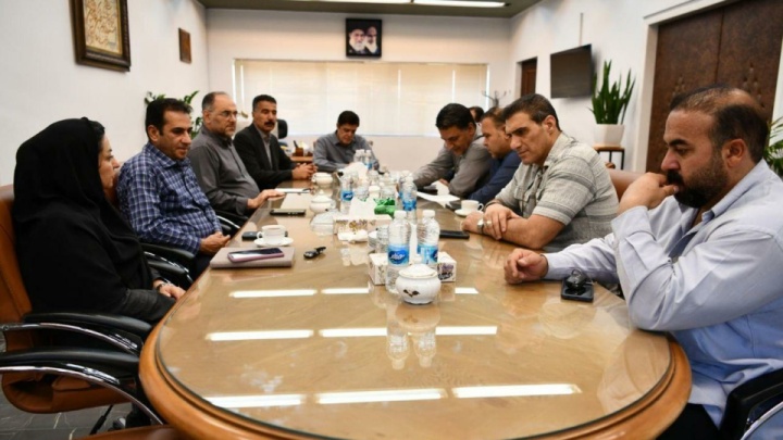 جلسه مشترک مدیرعامل و شورای اسلامی کار شرکت آلومینیوم ایران