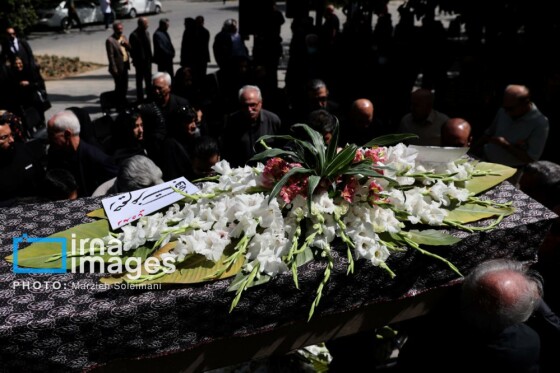 تشییع پیکر «رحیم عزت‌بقایی» و «جمشید عزیزخانی»