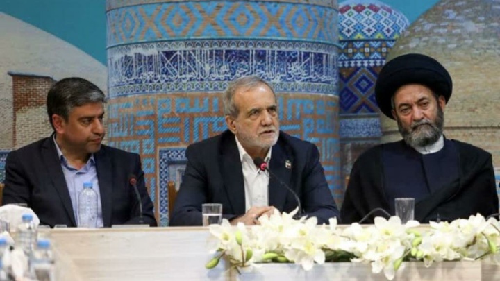 پیام امام‌جمعه و استاندار اردبیل در پی سفر رئیس‌جمهور به این استان