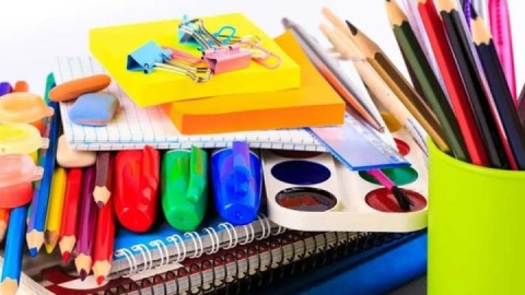 فروش لوازم التحریر تا نصف قیمت بازار در میادین میوه و تره بار شهرداری