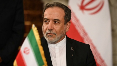 تحولات منطقه و پرونده مذاکرات هستهای؛ محورهای رایزنی عراقچی در دوحه