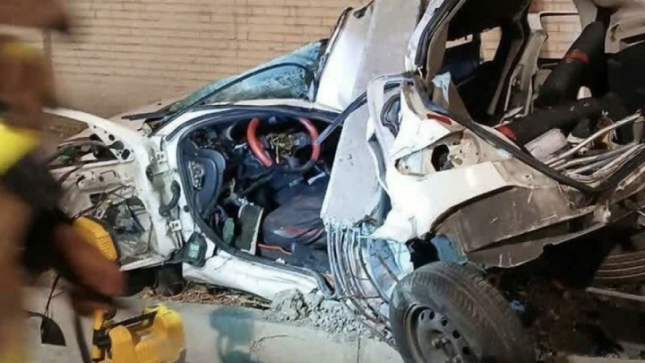 واژگونی خودرو ۲ کشته و ۸ مصدوم برجای گذاشت