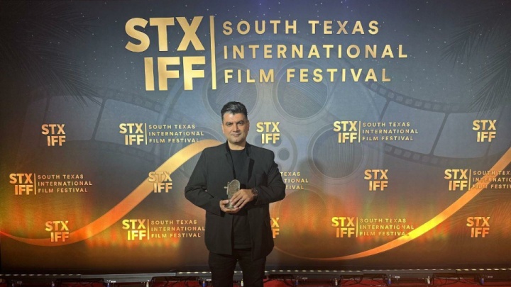 علی عطشانی با «ماه کوچولوی من» برنده جایزه بهترین فیلم از جشنواره تگزاس شد