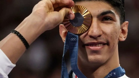 رقابت مضاعف آرین سلیمی در جهان