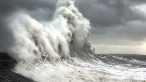 افزایش خطر غرق‌شدگی در دریا/ شنا ممنوع!