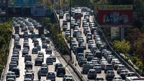 ترافیک سنگین صبحگاهی در بزرگراهها و معابر تهران