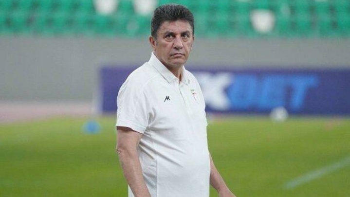 سرمربی تیم ملی فوتبال راهی امارات شد