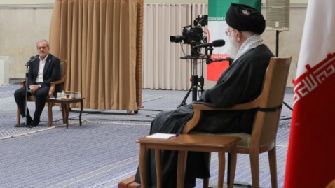 پیام حمایتهای رهبر انقلاب از پزشکیان برای کنشگران سیاسی