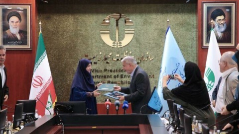 همکاری برای توسعه گردشگری پایدار در کنار حفاظت از منابع طبیعی و آثار تاریخی ایران