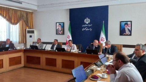 نظام پرداخت دستمزد کارکنان دولت بدون کاهش حقوق اصلاح می‌شود