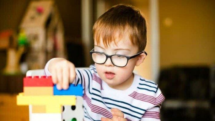 تدوین برنامه اقدام ملی حمایت از بیماران دارای اختلال طیف اوتیسم