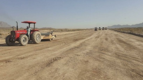 پیشرفت ۶۰ درصدی ساخت ۳۰۴ کیلومتر بزرگراه و راه اصلی در شمال سیستان و بلوچستان / فعالیت بی‌وقفه ۱۵ کارگاه راه‌سازی با اشتغال‌زایی برای بیش از ۲ هزار نفر