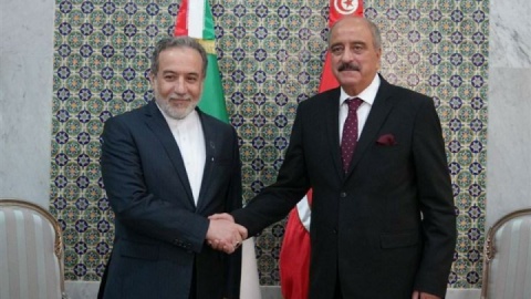 رد شایعه‌سازی رسانه فرانسوی پیرامون سفر عراقچی به تونس