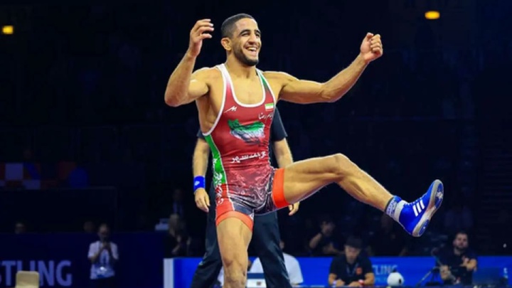 عموزاد: بی قرار این لحظه بودم