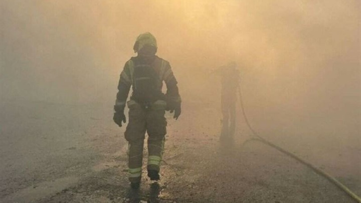 آتش‌سوزی در ‌چالوس/ اعزام ۱۰ دستگاه خودروی آتش‌نشانی برای اطفای حریق