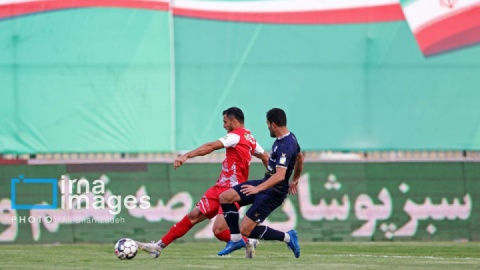 تساوی بدون گل چادرملو و پرسپولیس در نیمه نخست