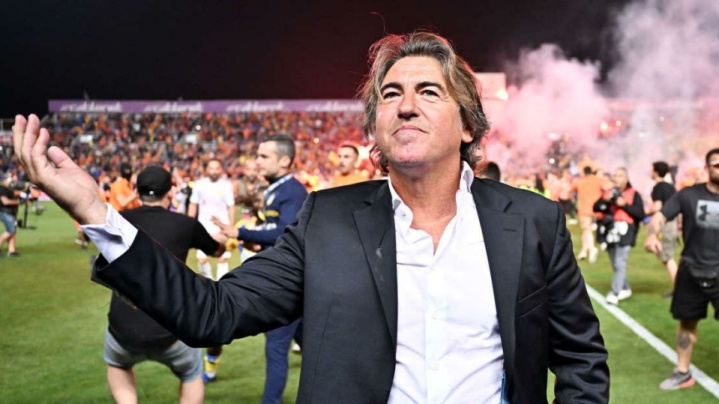 ساپینتو در آستانه اخراج از استقلال!