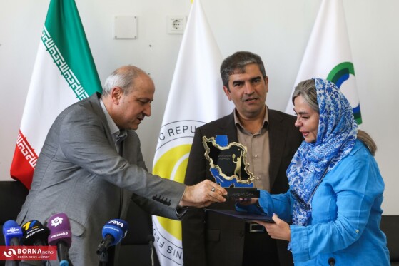 افتتاح مرکز ملی تنیس ایران به نام شهید پارسا منصور