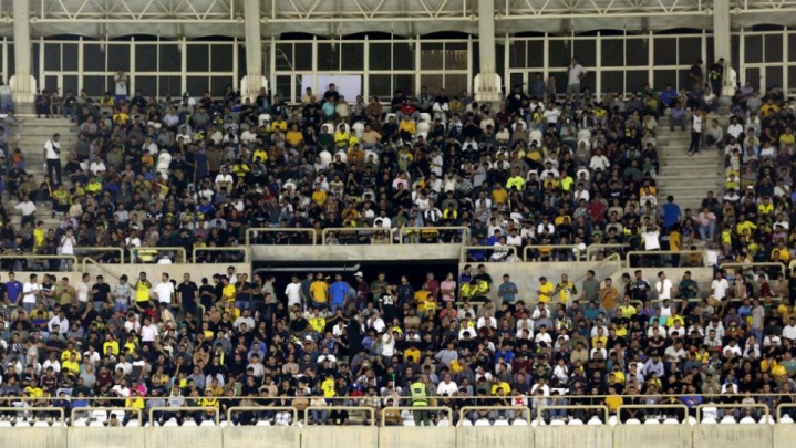 ابطال گواهی ایمنی و امنیتی ورزشگاه پارس شیراز