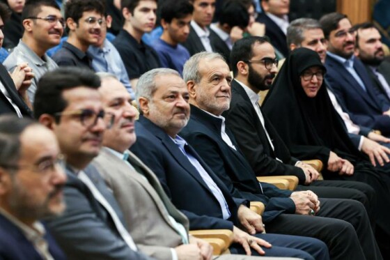 تجلیل از مدالآوران المپیادهای علمی جهان