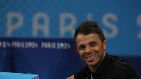 حسن رنگرز قهرمانیهای کشتی فرنگی را تقدیم ملت ایران کرد