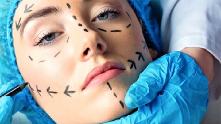 عمل زیبایی در منزل مسکونی!/ جان یک بیمار به خطر افتاد