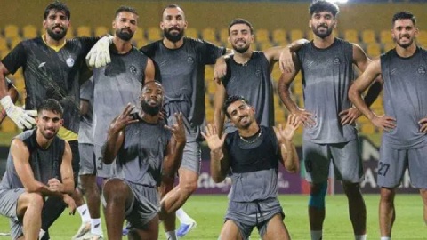 پوستر قلعه ویرانشده استقلالیها خبرساز شد