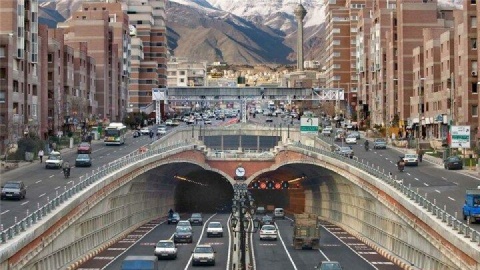 انسداد هر دو مسیر تونل نیایش تهران