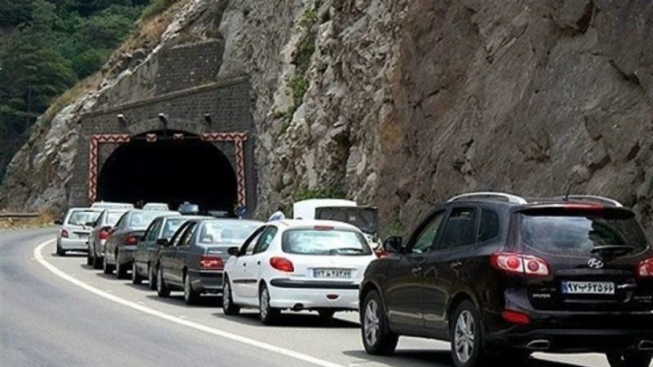 تمامی محورهای مواصلاتی شمال شلوغ هستند