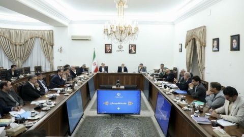 عوامل گرانی برخی کالاها با دقت بررسی شود