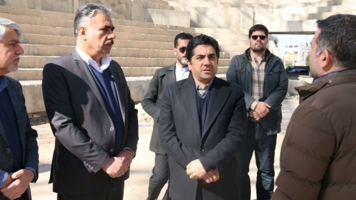 ثابت‌قدم به کیفیت بد چمن تختی واکنش نشان داد