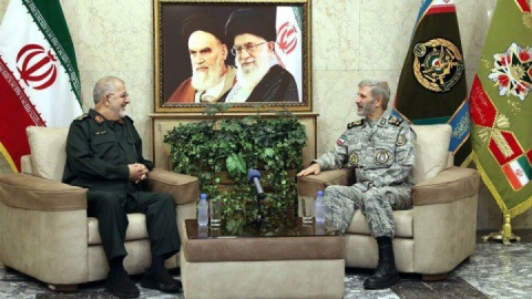 سرلشکرحاتمی: به کوچک‌ترین تعرض دشمنان پاسخی پشیمان کننده می‌دهیم