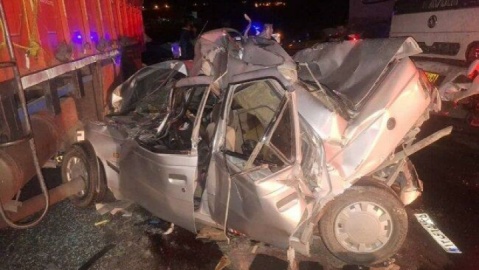 ۳ کشته و ۲ مصدوم در تصادف کامیون و سواری