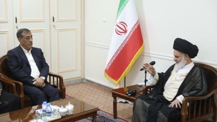 حسینی‌بوشهری: انسجام و اتحاد ملی باید به هر قیمتی حفظ شود