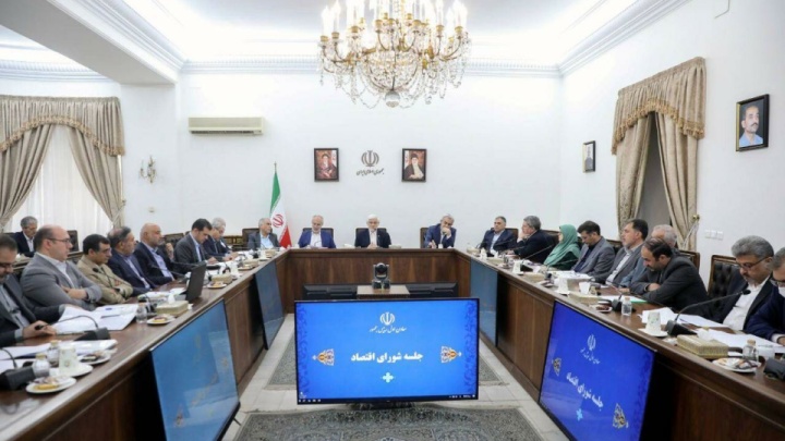 عارف: پیش‌بینی‌های اقتصادی در صورت اجرای مکانیسم ماشه صورت گرفته است