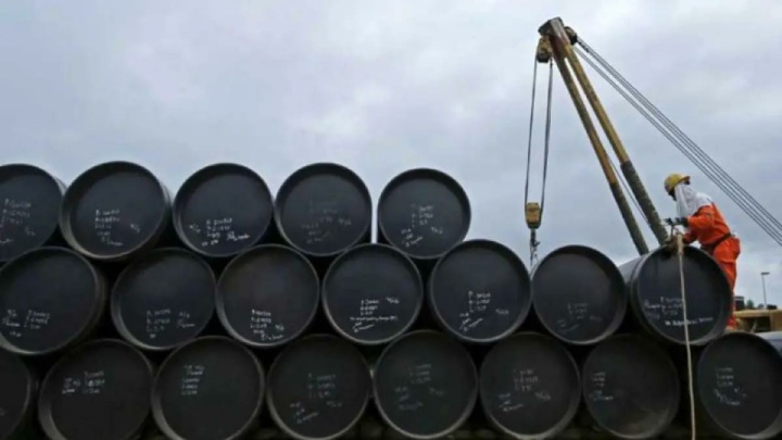 نفت برنت ۶۵ دلار و ۷۰ سنت شد