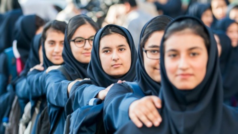 درنگی در  آغاز  ( ۱ )