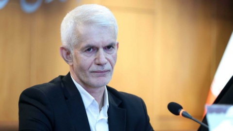 قهرمانان کشتی در حضور رئیس جمهور پاداش می‎‌گیرند