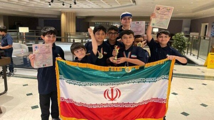 تیم رباتیک دانش‌آموزی ایران در «تکنوفست ۲۰۲۵» ترکیه درخشیدند