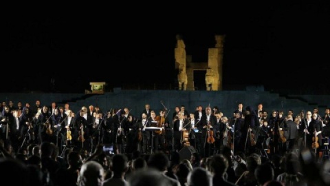 کنسرت ارمنستان در تخت‌جمشید، دیپلماسی فرهنگی ایران را تقویت کرد