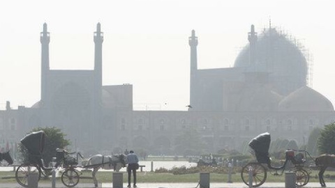 هوای اصفهان و ۴ شهر مجاور در وضعیت قرمز است