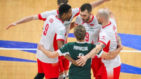 لهستان به عنوان دومین تیم به مرحله نیمه‌نهایی صعود کرد