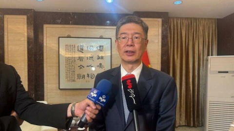 تنها راه‌حل مسئله هسته‌ای ایران گفتگو است، نه تحریم