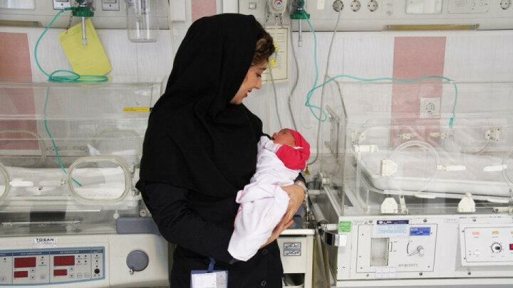 ۵۶ درصد زایمان‌ها به روش سزارین انجام می‌شود