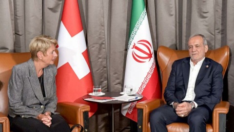 پزشکیان: ایران قصدی برای ساخت سلاح هسته‌ای ندارد و آماده راستی‌آزمایی است