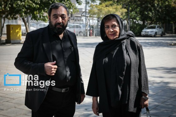 تشییع پیکر «احمد پژمان»