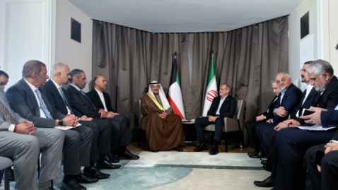 پزشکیان و ولیعهد کویت با یکدیگر دیدار و گفتوگو کردند