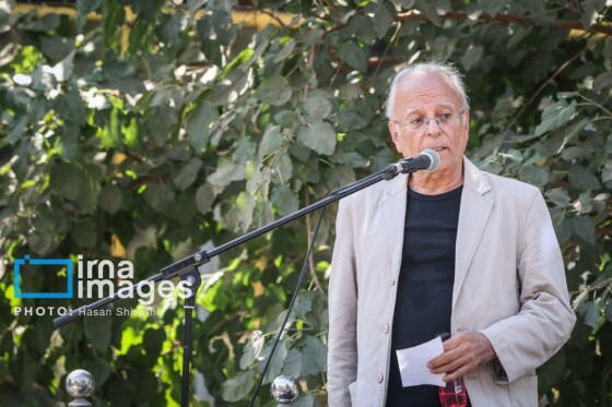 تشییع پیکر «احمد پژمان»